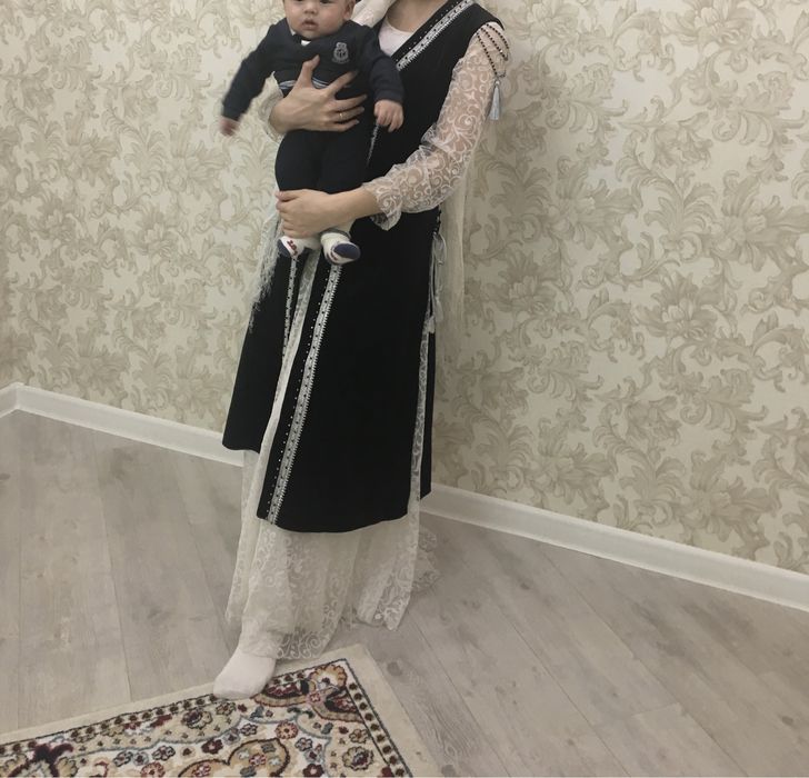 Камзол новая одела 1 раза