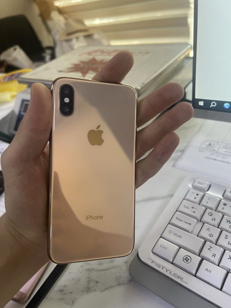 Iphone Xs sotiladi