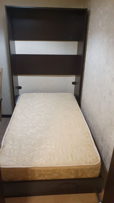 Кровать детская на стенная