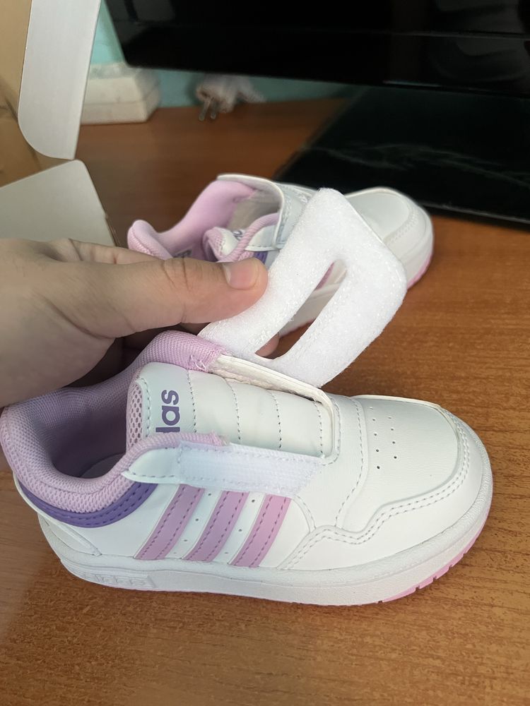 Детски оригинални маратонки Adidas