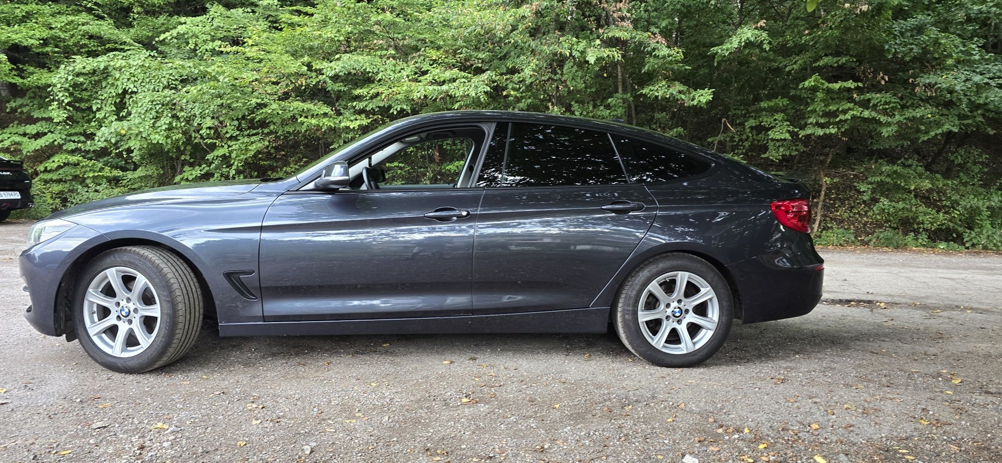 BMW 3gt 190кс. N1 + 4 зимни гуми с джанти
