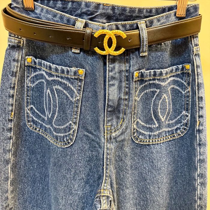 Налични дънки Chanel S,M,L