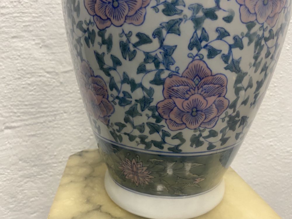 Голяма китайска ваза от порцелан