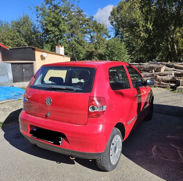 Volkswagen Fox 1.2 Benzină – 2008 – Stare foarte bună 

Vând Volkswage