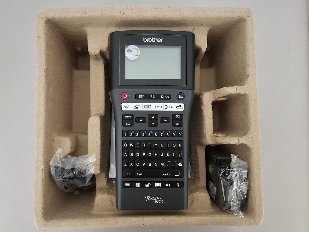Brother PT-H500 - echipament etichetare portabil si versatil