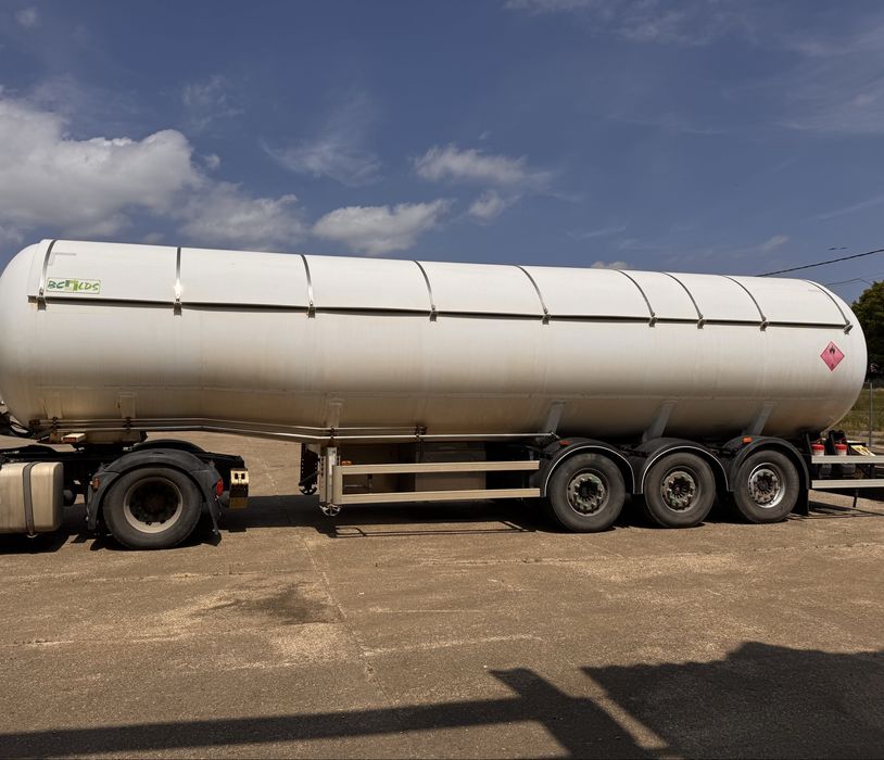 DAF XF 460 + Cisternă GPL 48.340L cu pompă – Gata de lucru