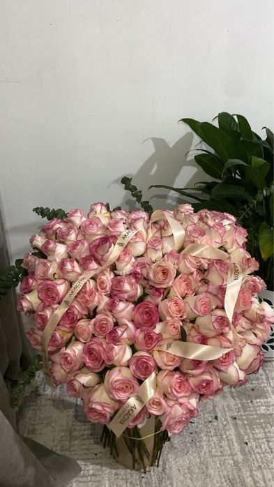 Цветы 101 роз,вип композиция,свежие,Туркестан