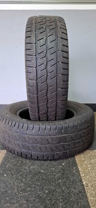 2бр. 225/65/16С Hankook 6.5mm грайфер, дот 22г. Безплатен монтаж