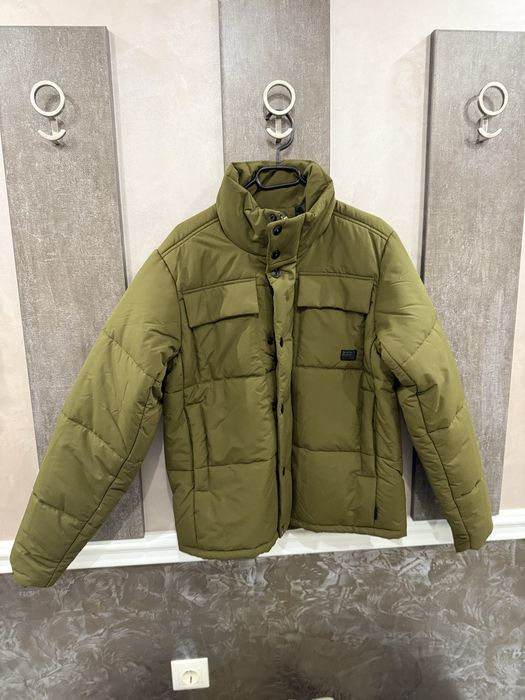 Яке g-star чисто ново