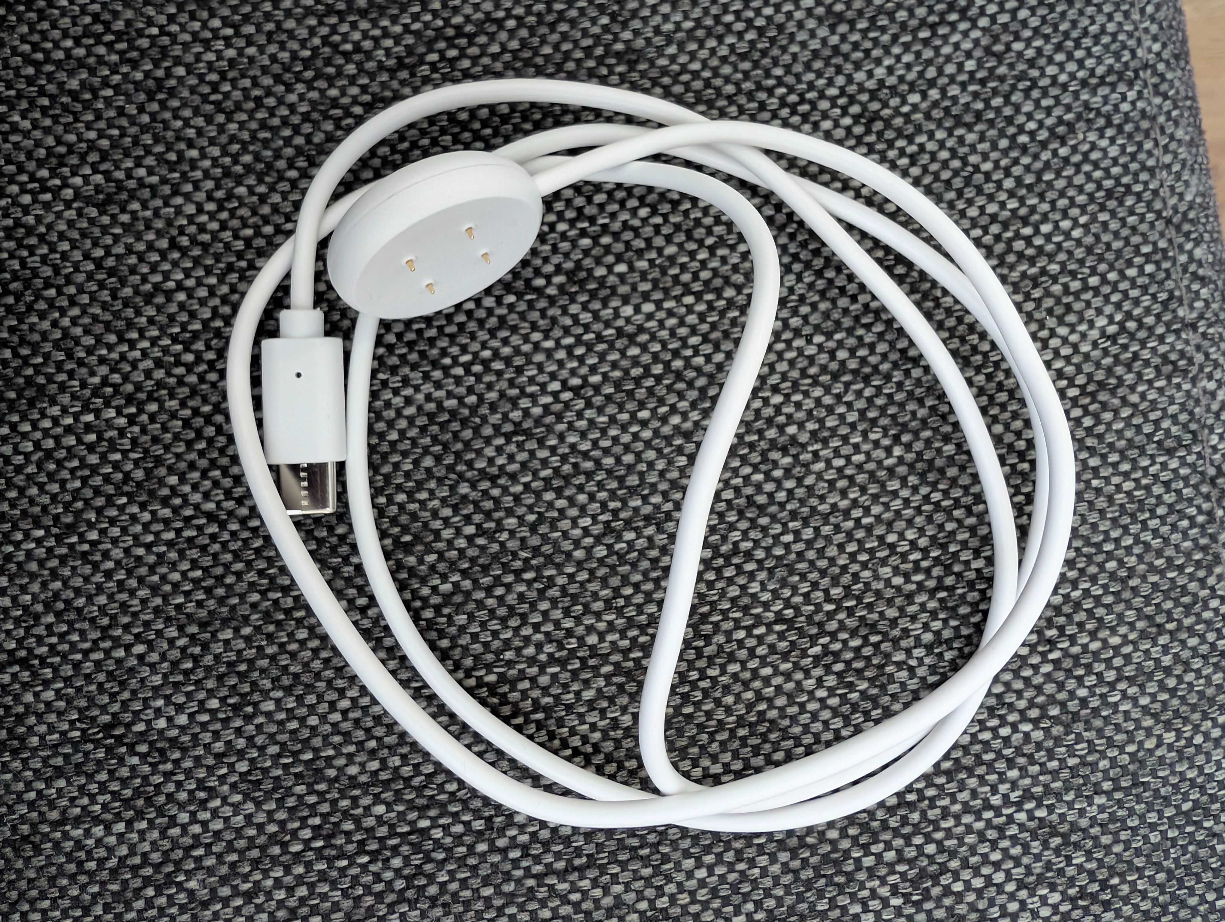 Google Pixel Watch 2 черен + зарядно + 2 каишки