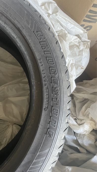 Срочно срочно Зимный балон 255/50/19 2 штук