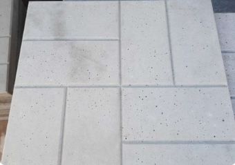 Продовам тротоарни плочки