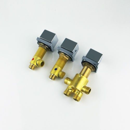 Baterie cada cascada, montaj pe cada