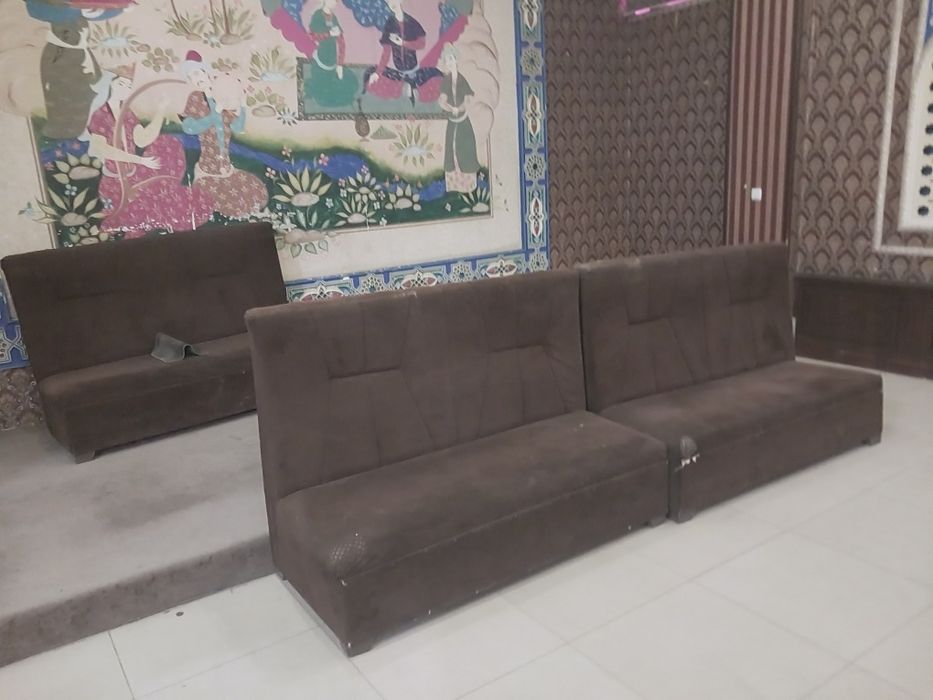 Divanlar sotiladi