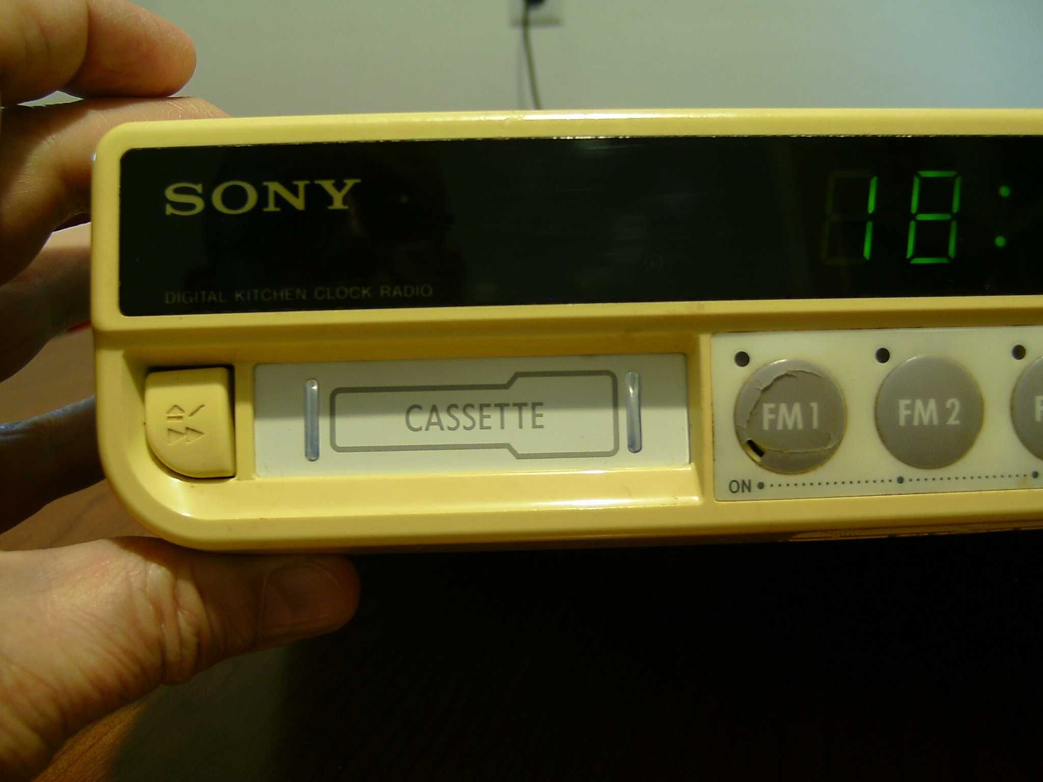 Радио за кухня с касета и таймер.