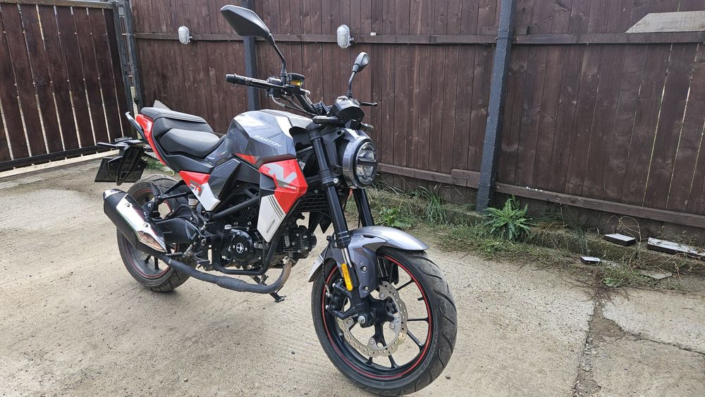 Motocicleta Barton Naked 50