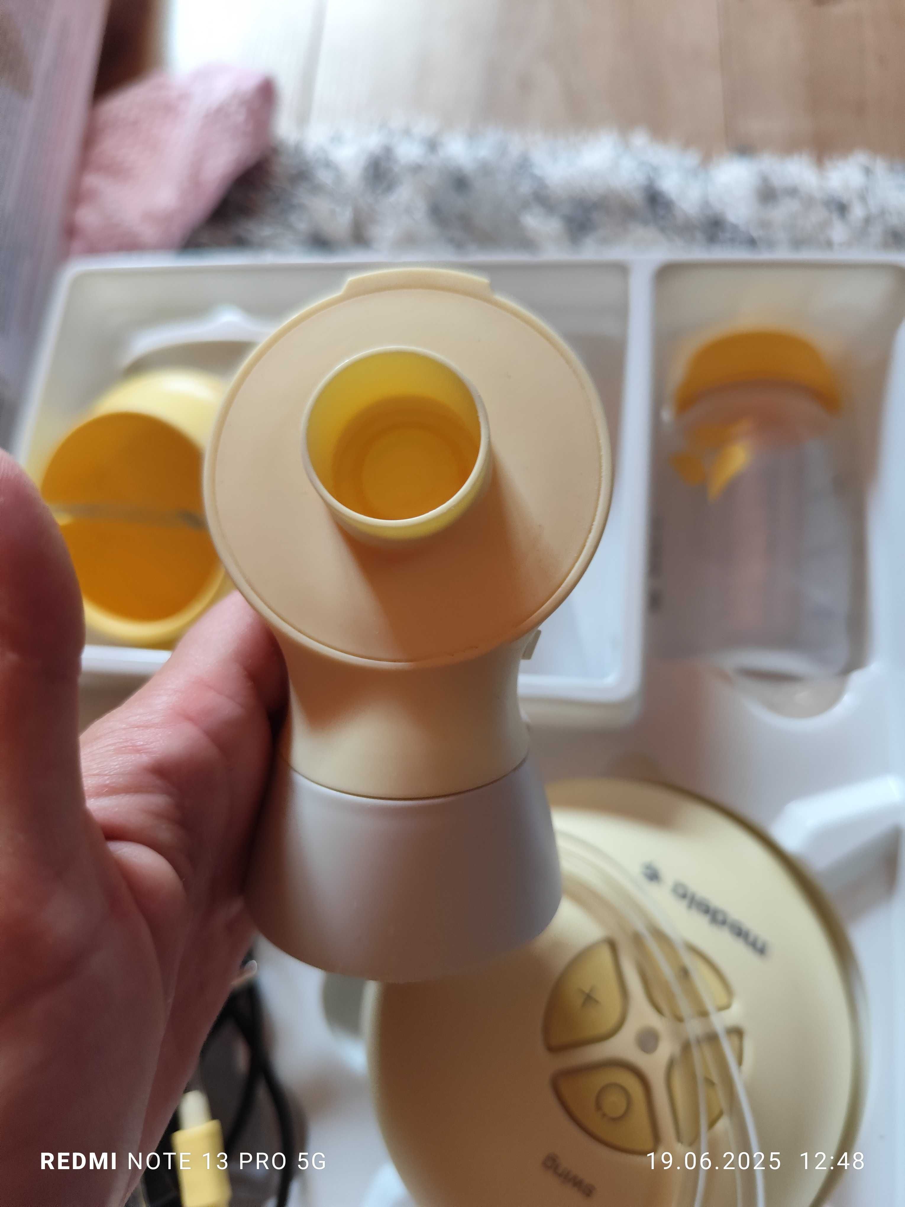 Електрическа помпа за кърма medela
