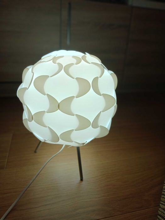 Veioza / lampa alba IKEA Fillsta
