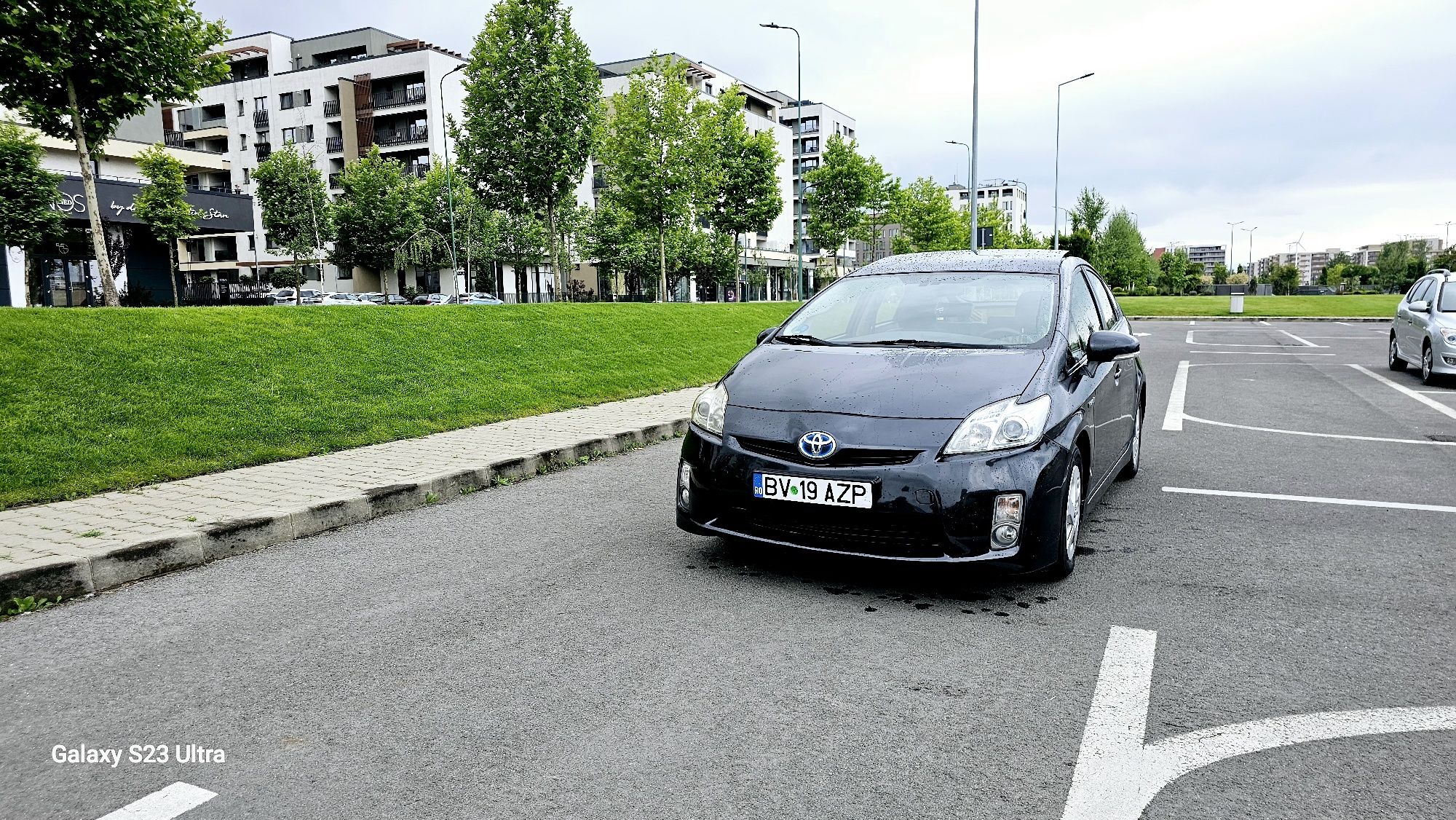 Toyota prins hibrid gpl