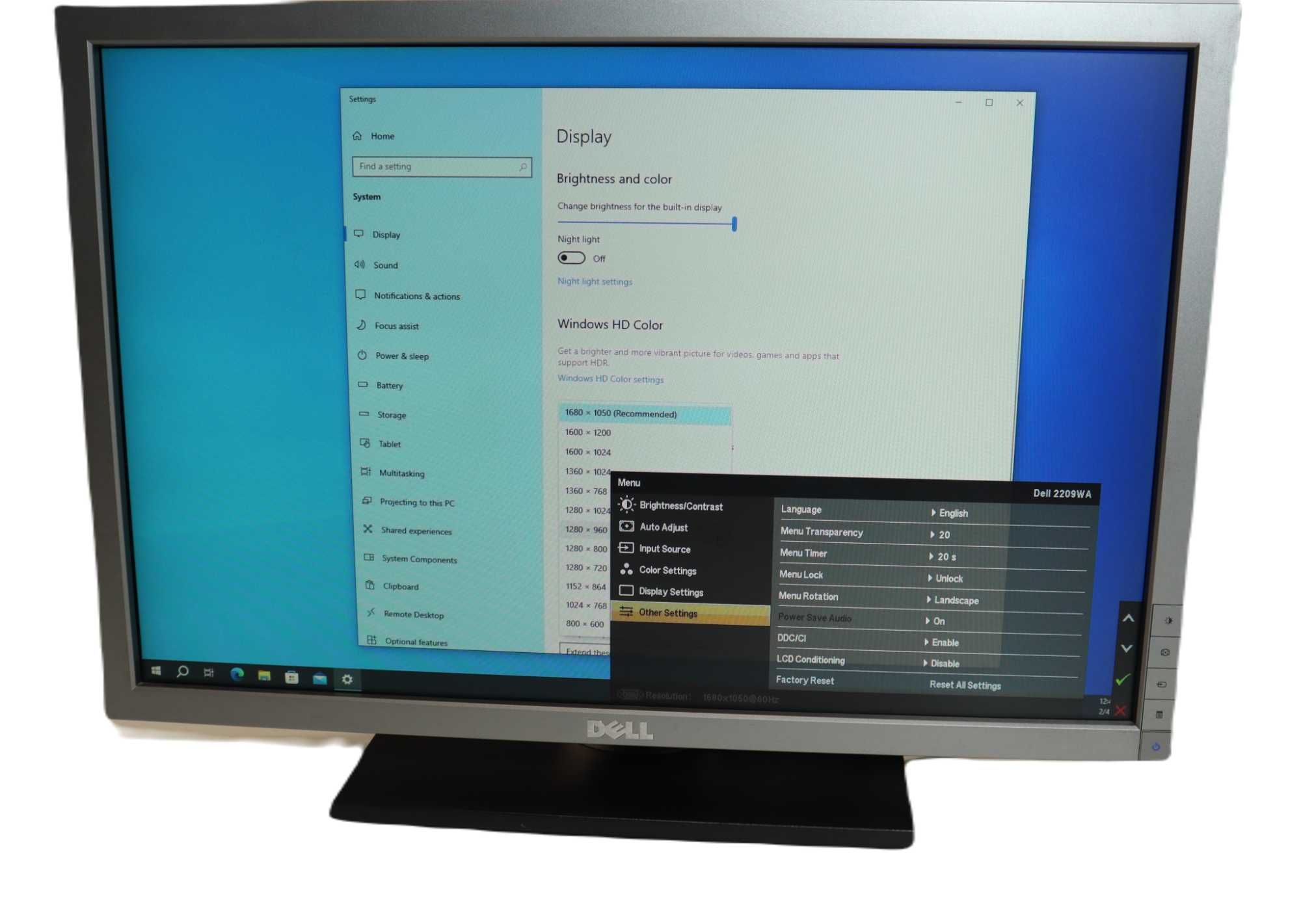 Monitor DELL de 22 inch Ecran display IPS ultrasharp profesional