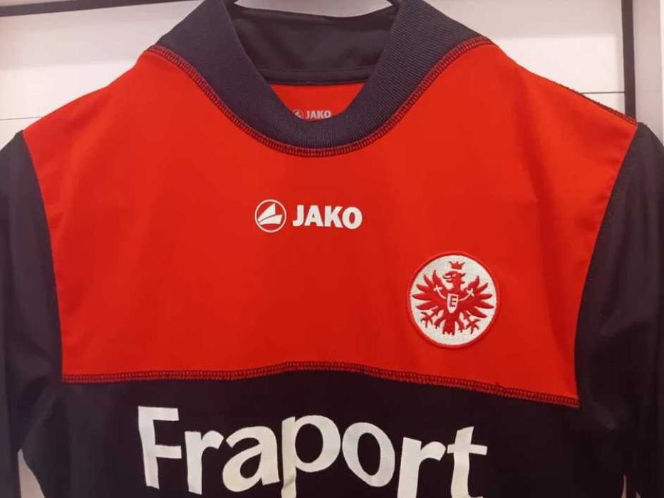 Оригинален екип на Айнтрахт Франкфурт - 2009г.