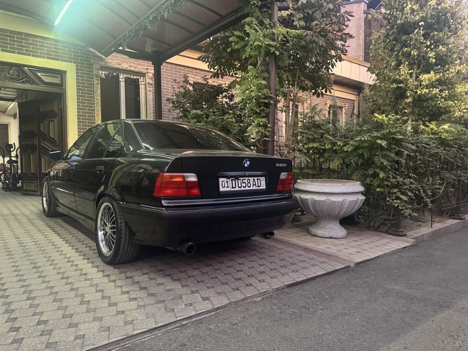 Бмв 318 в хорошем состоянии