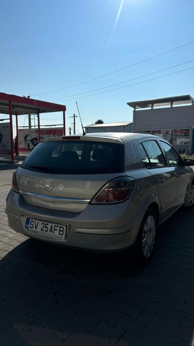 Opel Astra H/2008/1.9 CDTI/ 185.000KM.