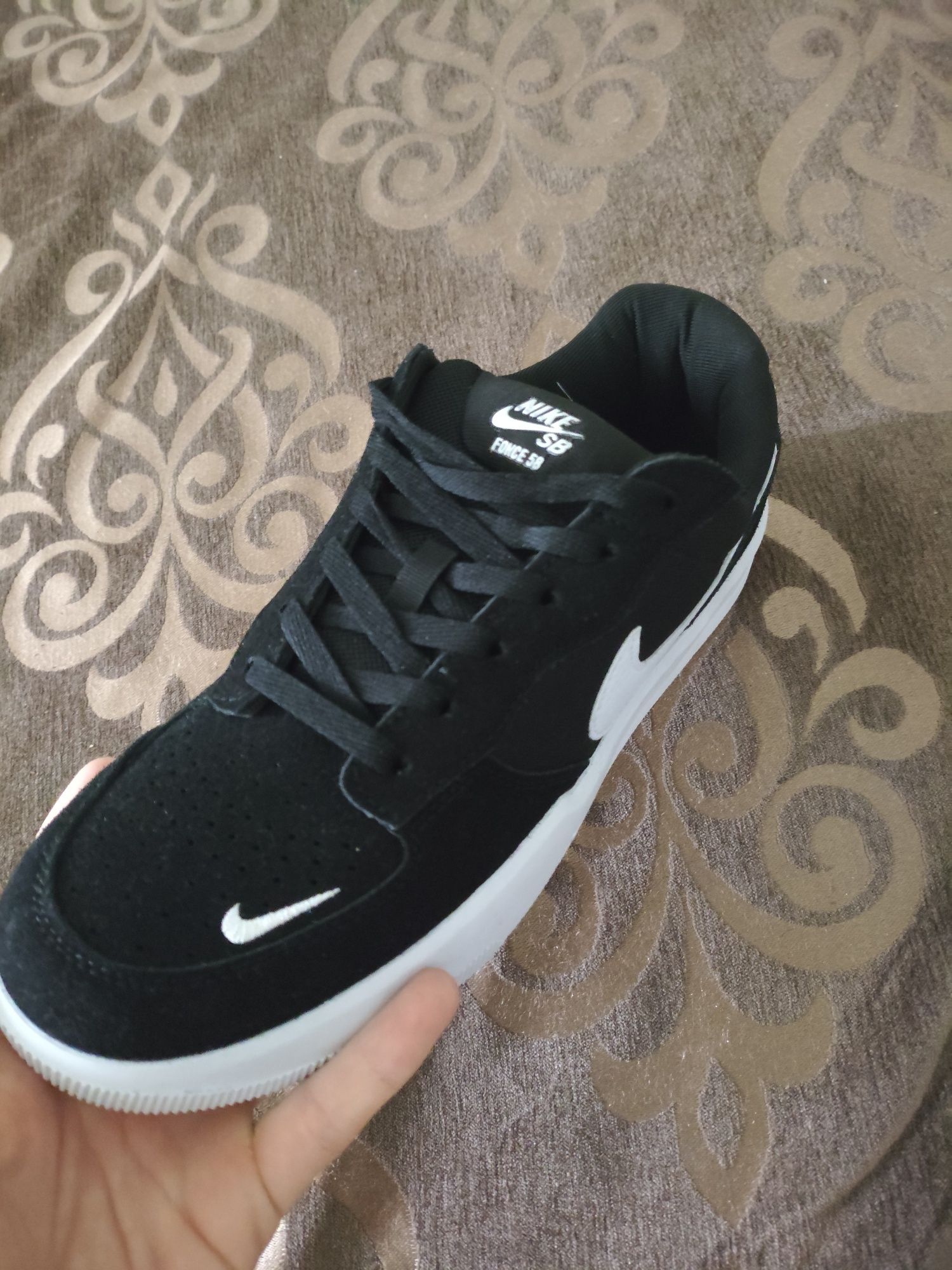 Кроссовки nike sb