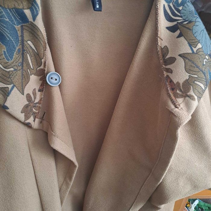 Дамско кафяво палто