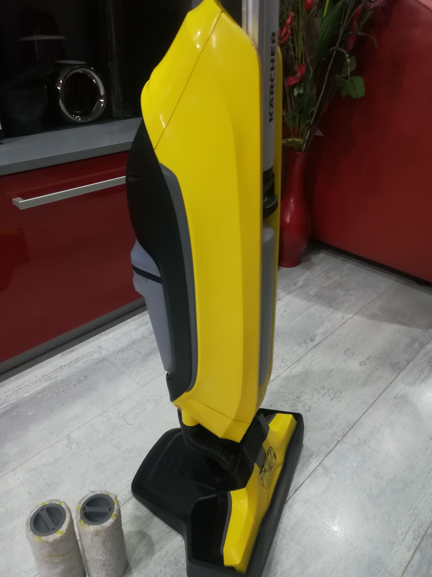 Уред за почистване на подове KARCHER FC 5