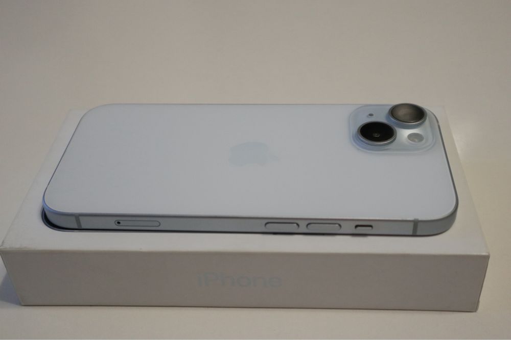 Iphone 15 256 GB blue