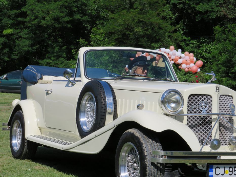 Inchiriez masina epoca nunta si diverse evenimente