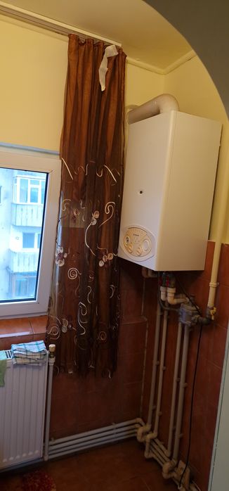 Vanzare Apartament Draganesti Olt (zona centrala) ,decomandat ,2 cam.