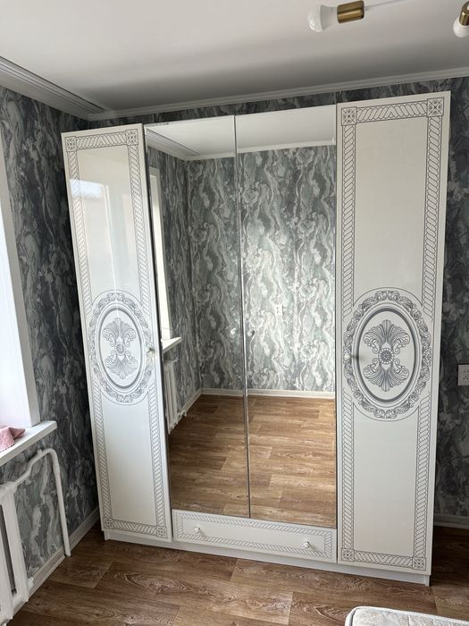 Продам шкаф в хорошем состоянии