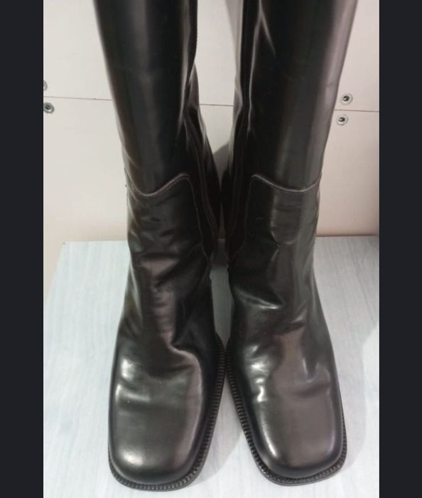 Cizme din piele naturală lăcuită, cu blană, mărimea 37