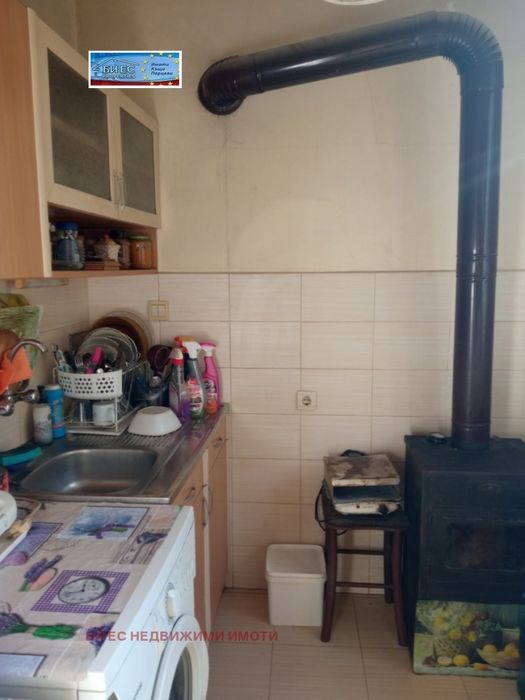 Къща в гр. Ботевград 127 м² РЗП с двор - 543 м²