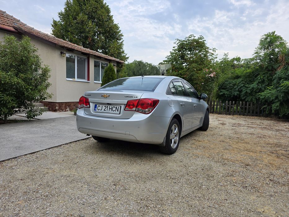 Chevrolet Cruze 1.8 LSplus