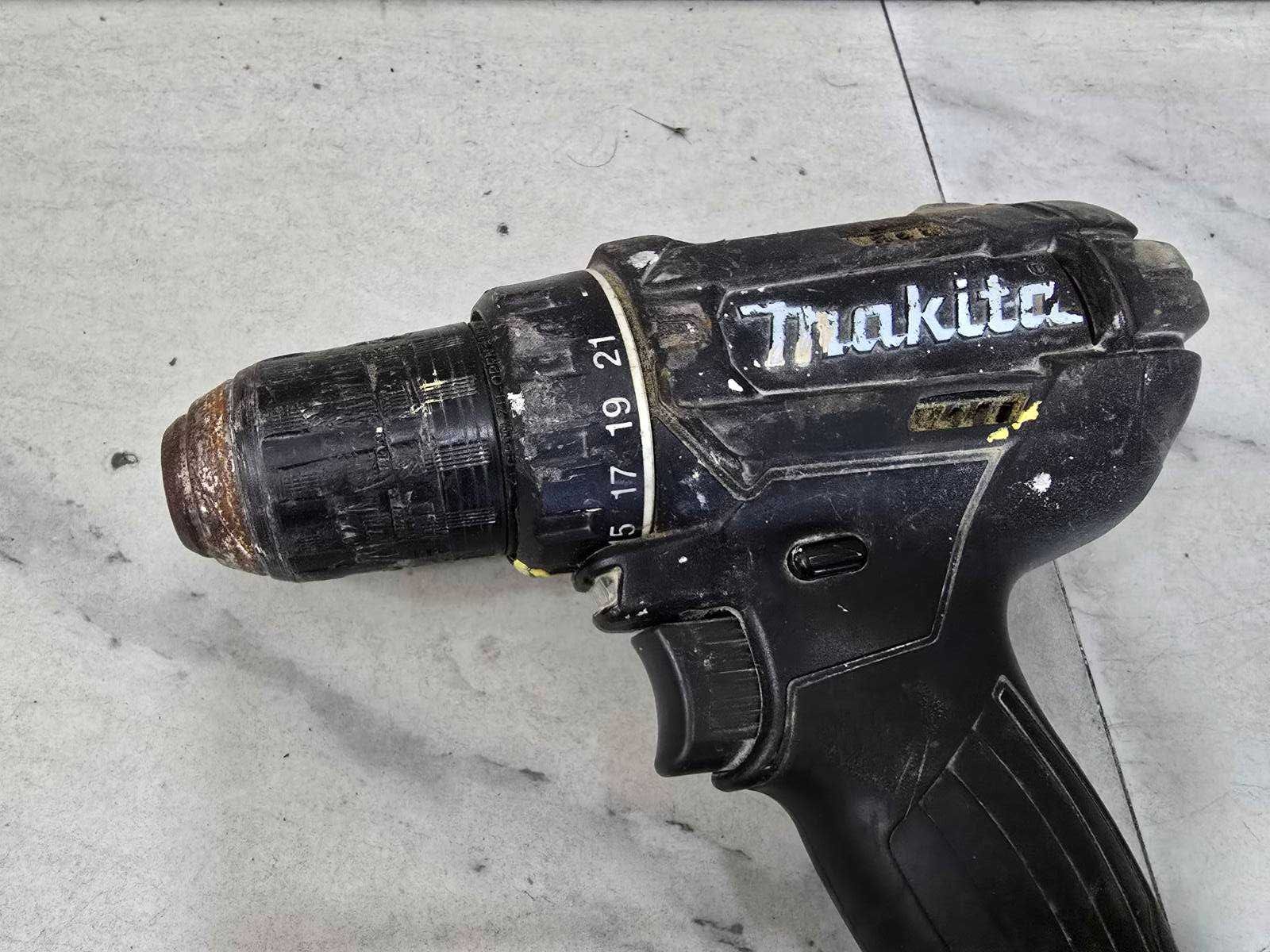 2 броя aкумулаторен винтоверт MAKITA - DDF482