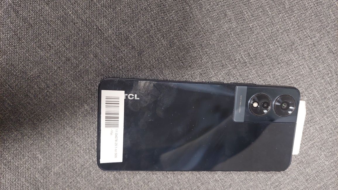TCL 505 Чисто Нов Телефон
