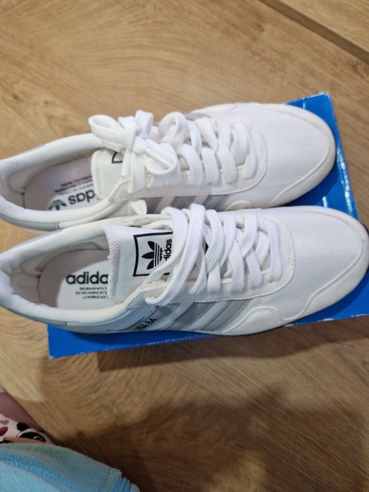 Adidas маратонки