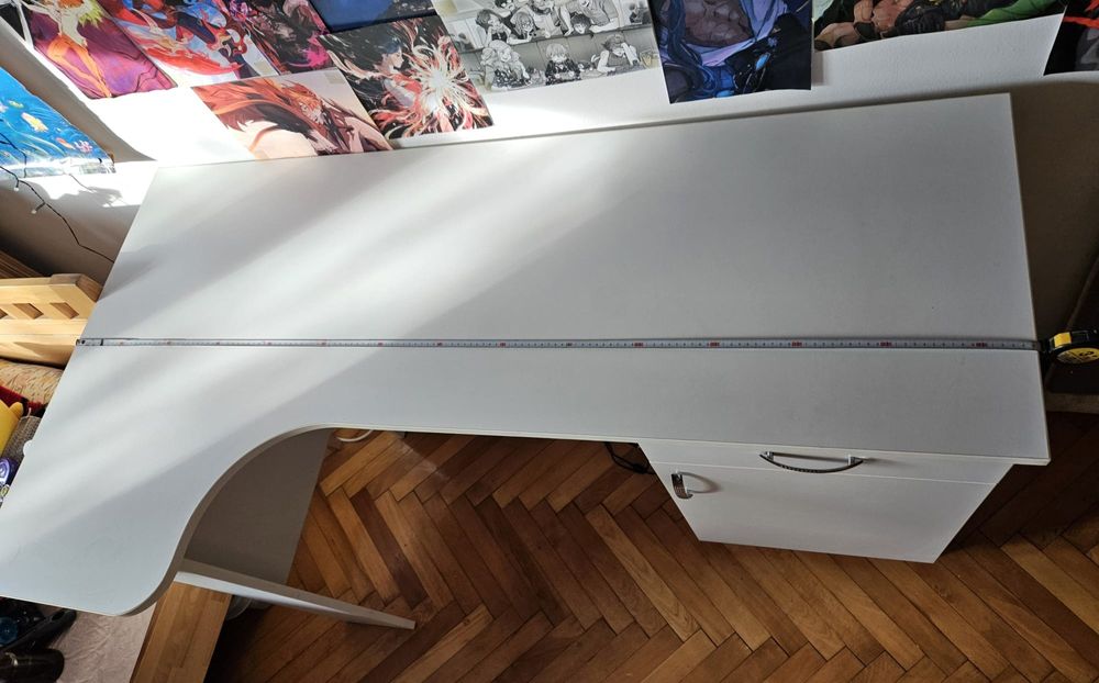 Vand birou alb de colt