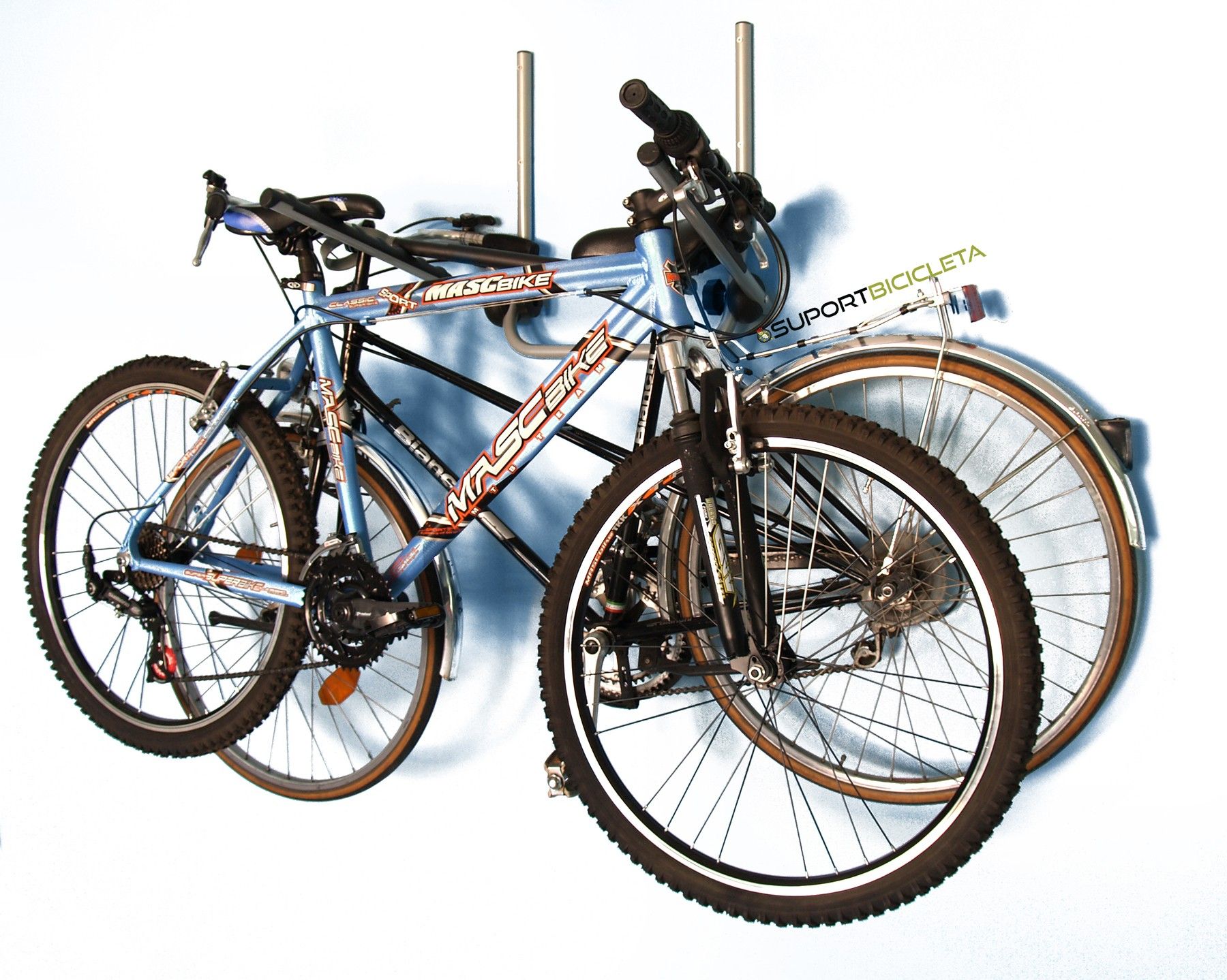 Suport biciclete Menabo Wally pentru depozitare cu prindere pe perete