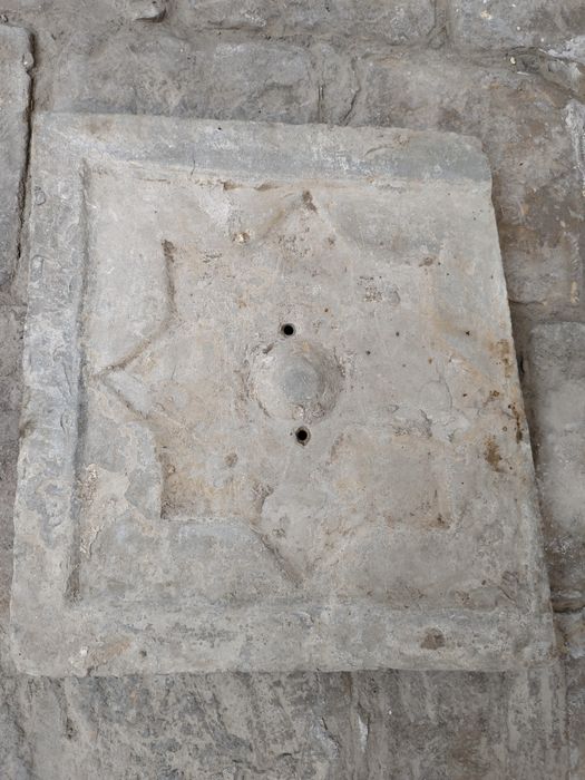 Продается колодец из мрамора гранита