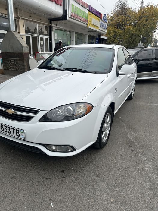 Gentra 2021 avtomat arendaga beriladi