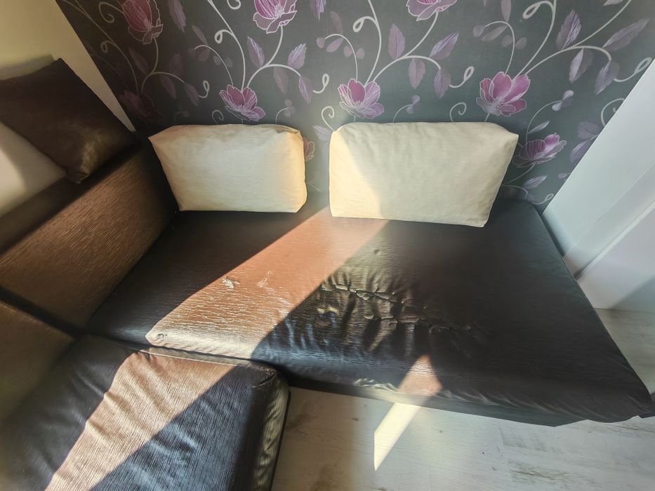 Холов ъглов диван