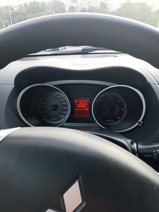 Mitsubishi Outlander 4x4