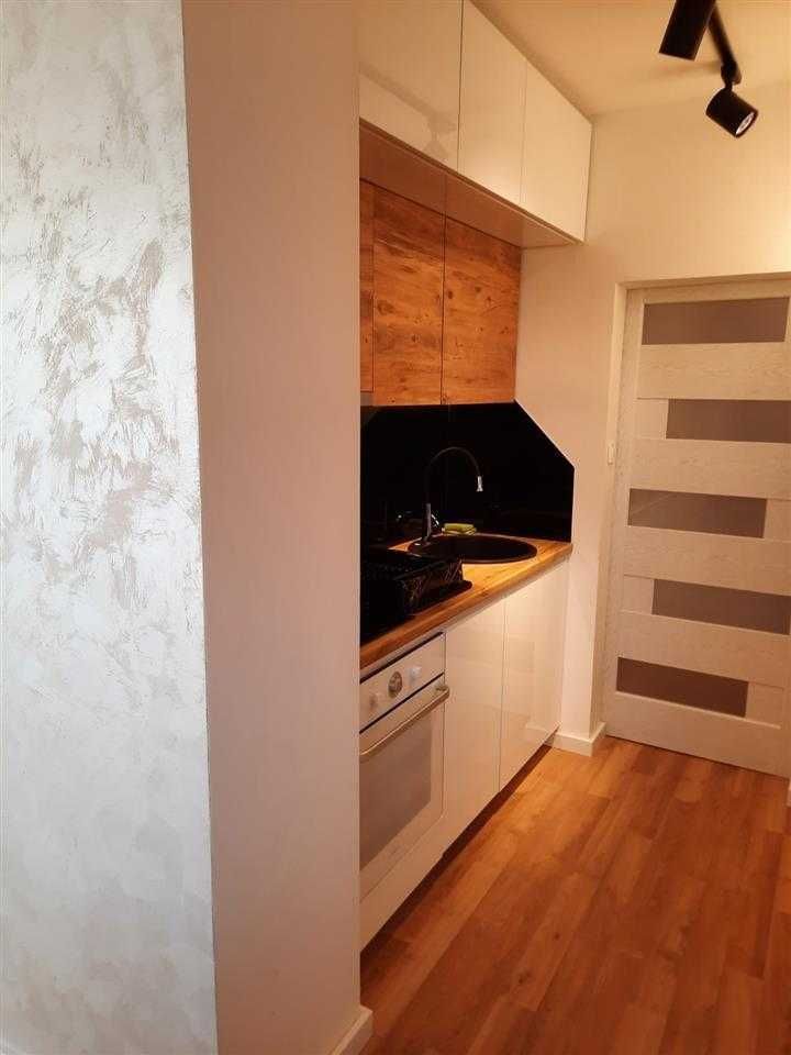 Дава се под наем Двустаен апартамент в София, Борово - 68 кв.м за 448.8 € - Снимка #3