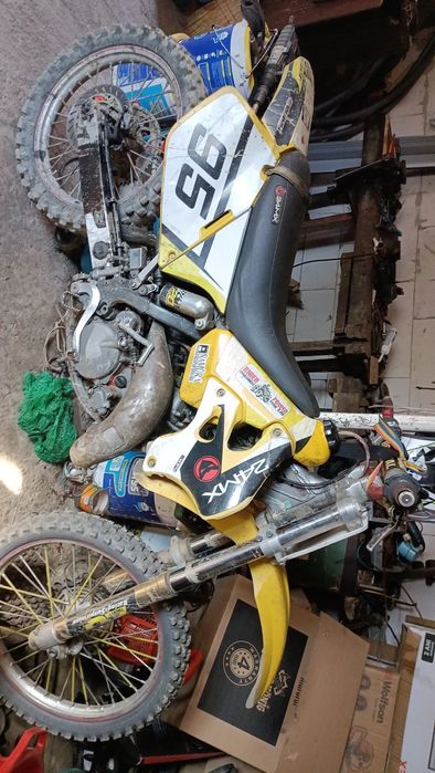 Vând sau schimb cross suzuki rm 125cc 2t