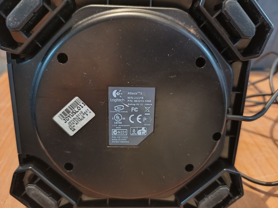 Joystick logitec attack 3