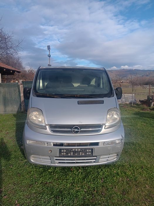 Opel vivaro piese.